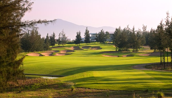 TT Golf tours to Vietnam play golf in Danang, Hanoi, Ho Chi Minh city